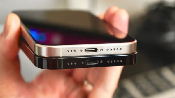 Владельцы iPhone 15 жалуются на порт USB-C